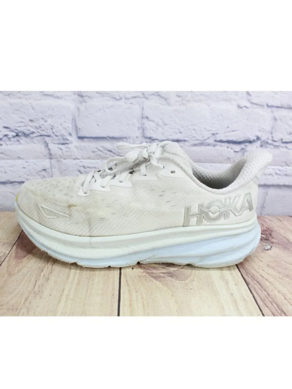 Hoka One One Clifton 9 Nimbus Cloud Breathable Running Shoes Size 10.5 B